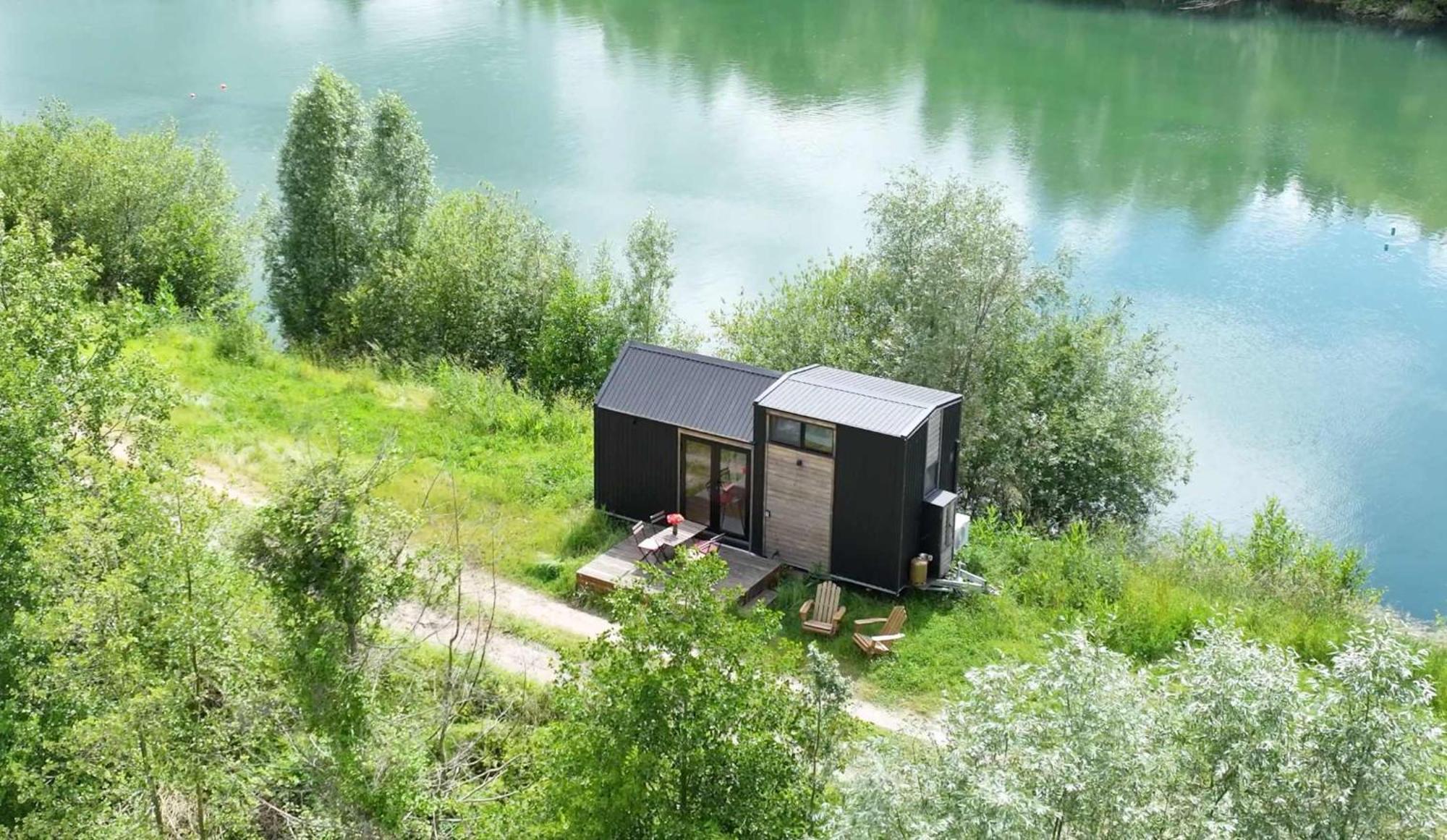 Ezy House 1 By Tiny Away Hébergement de vacances *